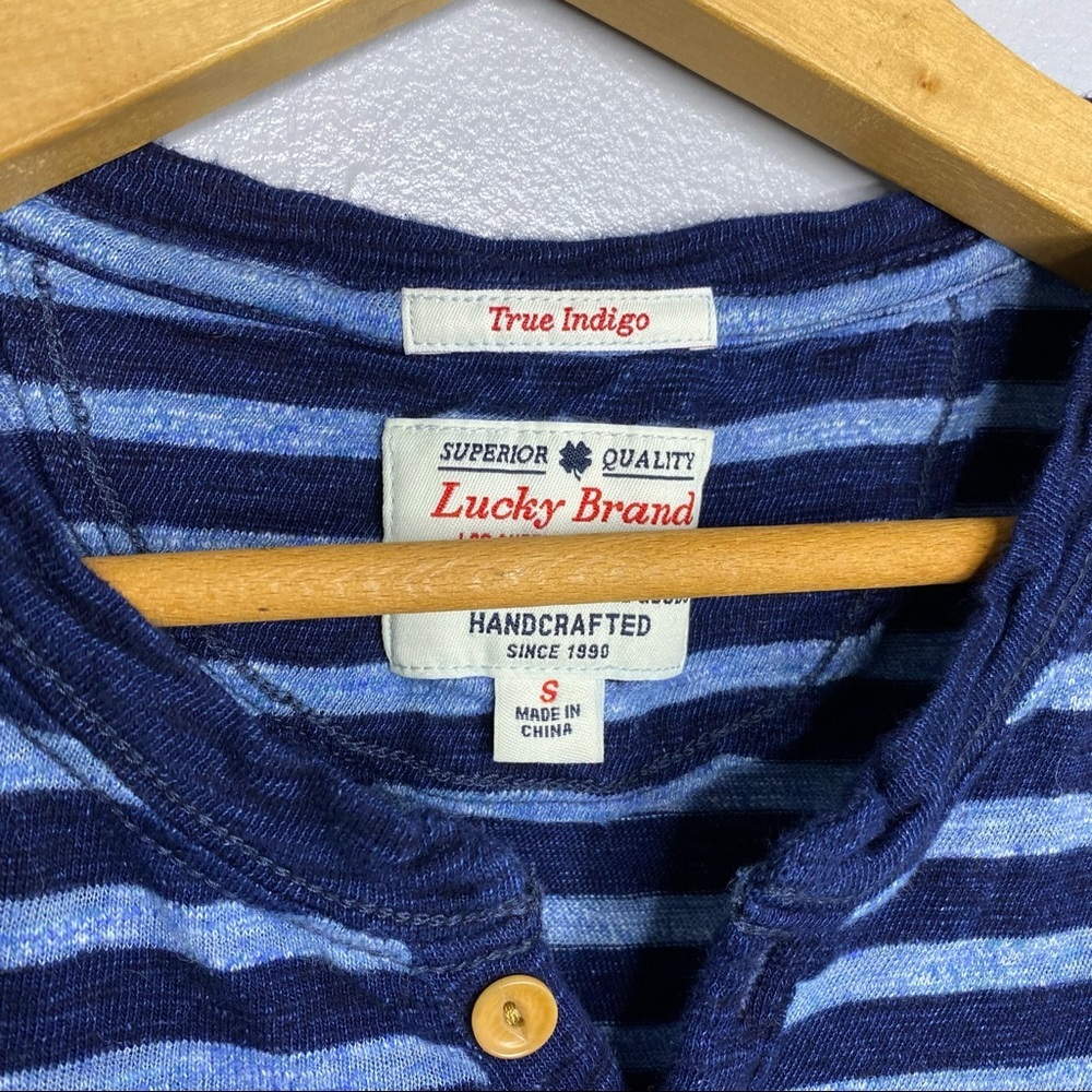 LUCKY BRAND Short Sleeve Blue Striped Henley Tee - Picture 3 of 4